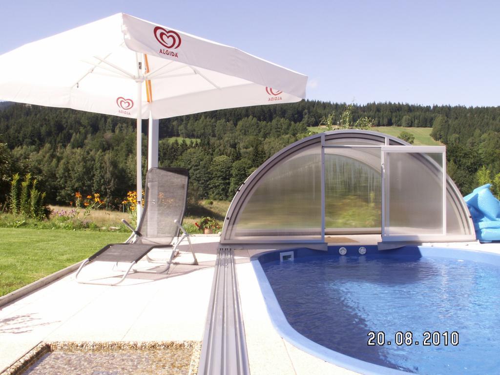 Hotel Lesni Dum Janské Lázně Buitenkant foto