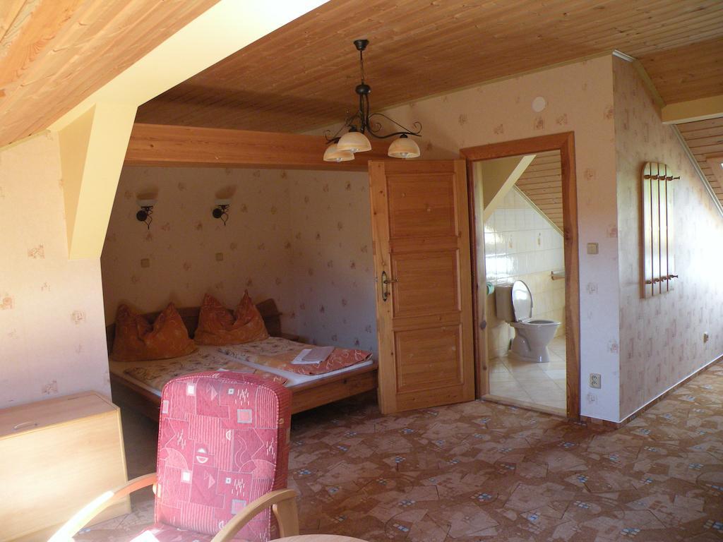 Hotel Lesni Dum Janské Lázně Kamer foto